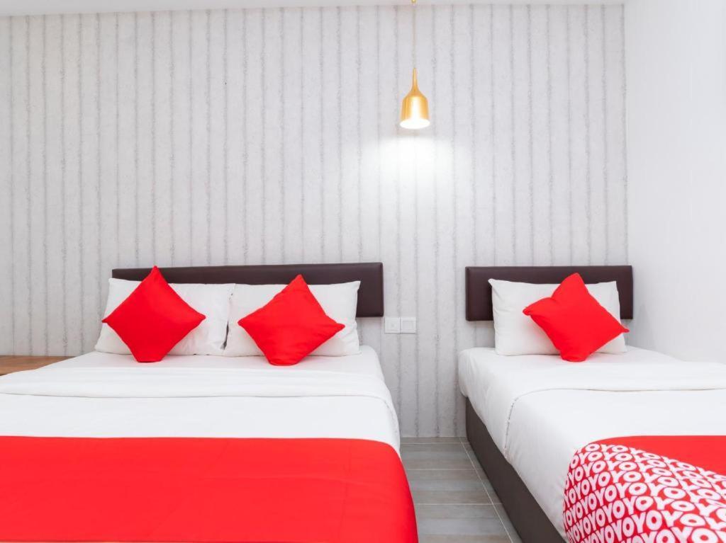 Big Big Hotel Johor Bahru